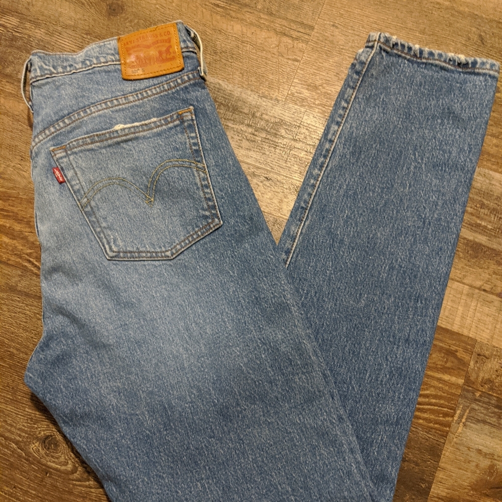 Women Levi Jeans 501 button fly